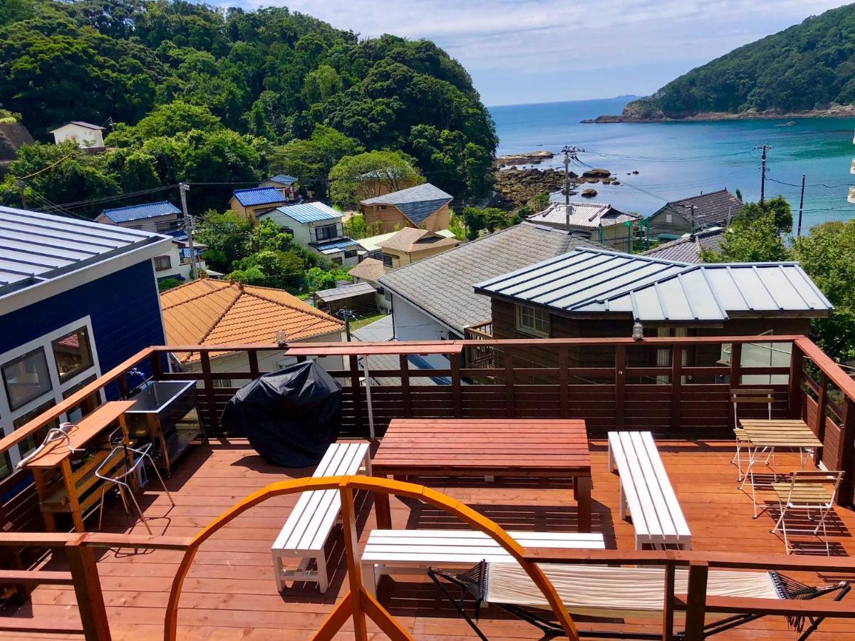 Guesthouse All You Need - All Rooms Have An Ocean View! Shimoda  Eksteriør billede